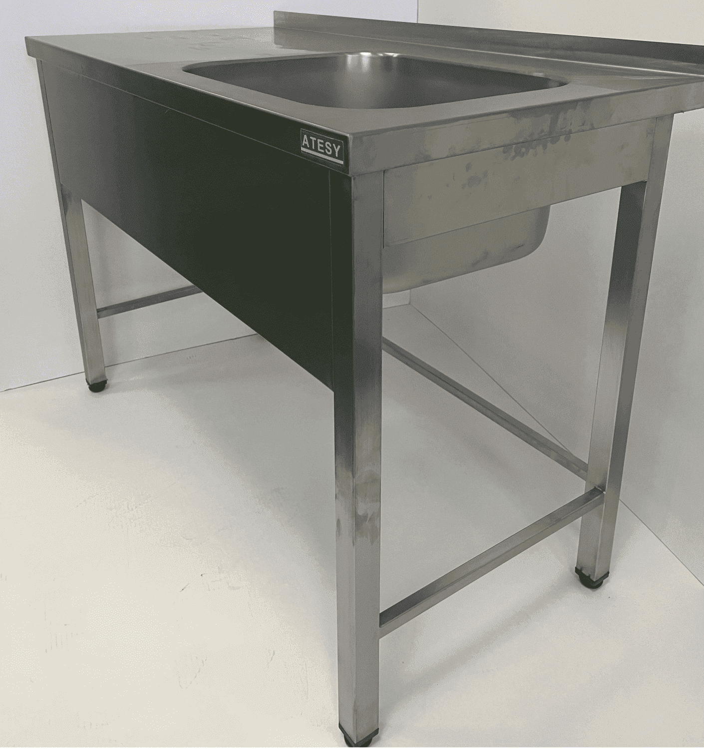 Стол с моечной ванной Atesy ВСМЦС-Л-1П.500.400-1200.600-02-О (ВСМЦ-2/1200/600Н с левым столом)