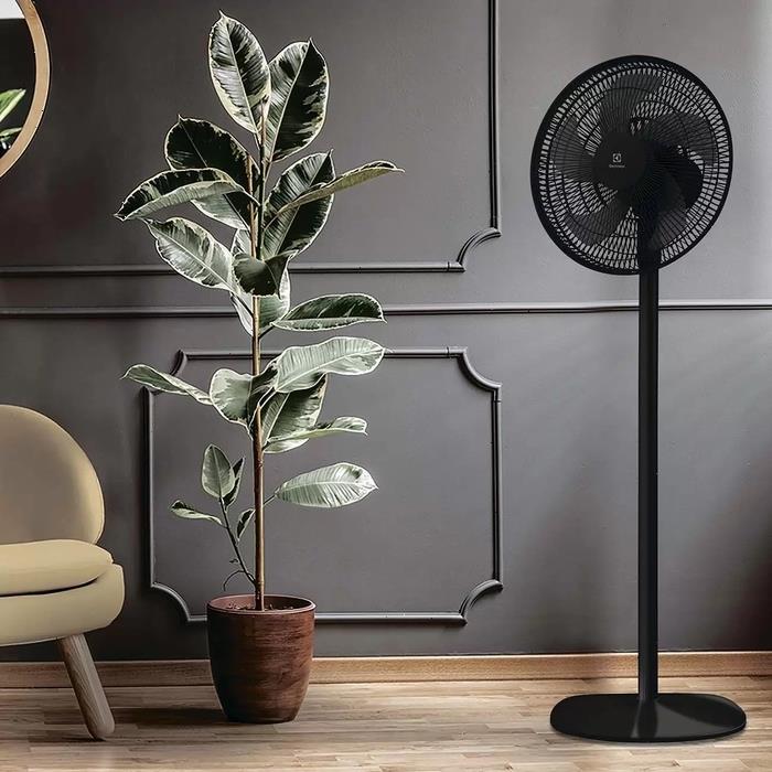 Напольный вентилятор Electrolux EFF-1015