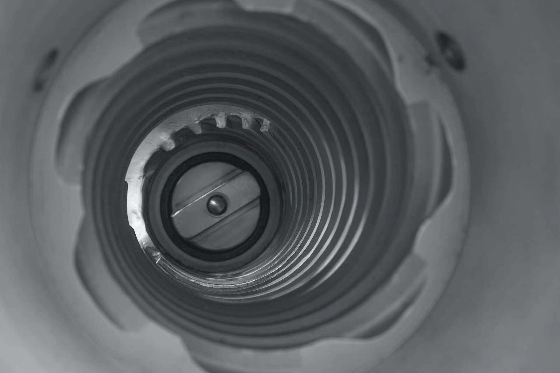 Волчок шнековый (мясорубка) Hualian Machinery JR-130