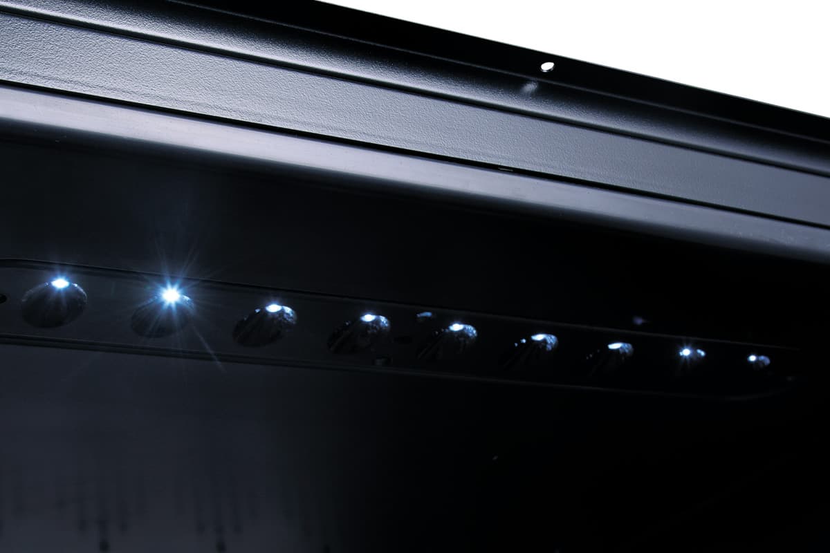 Шкаф винный Temptech SOM45SES