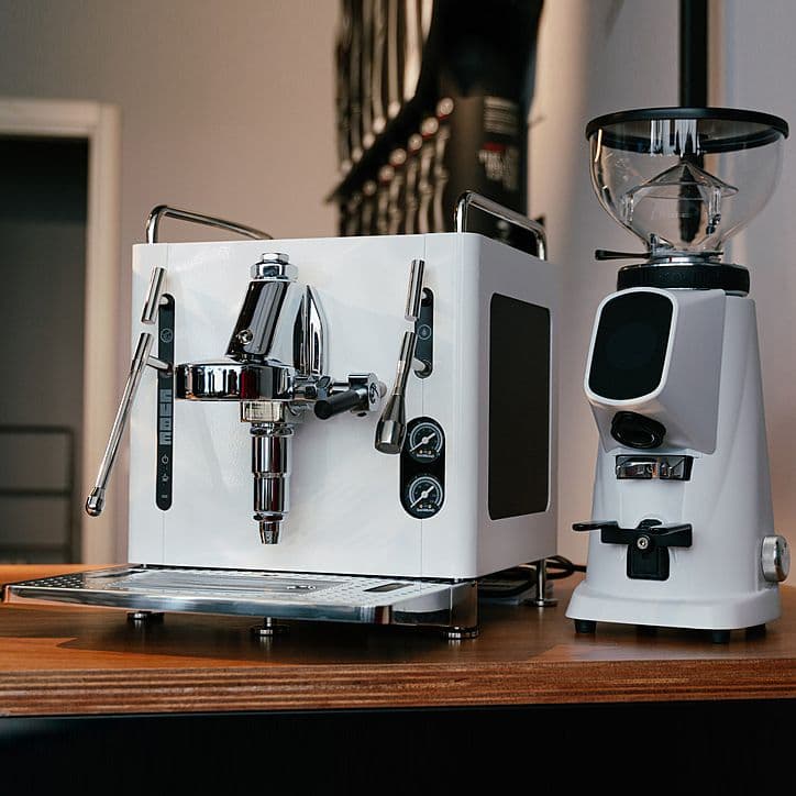 Кофемашина рожковая Sanremo Cube V Absolute 1Gr, стальная