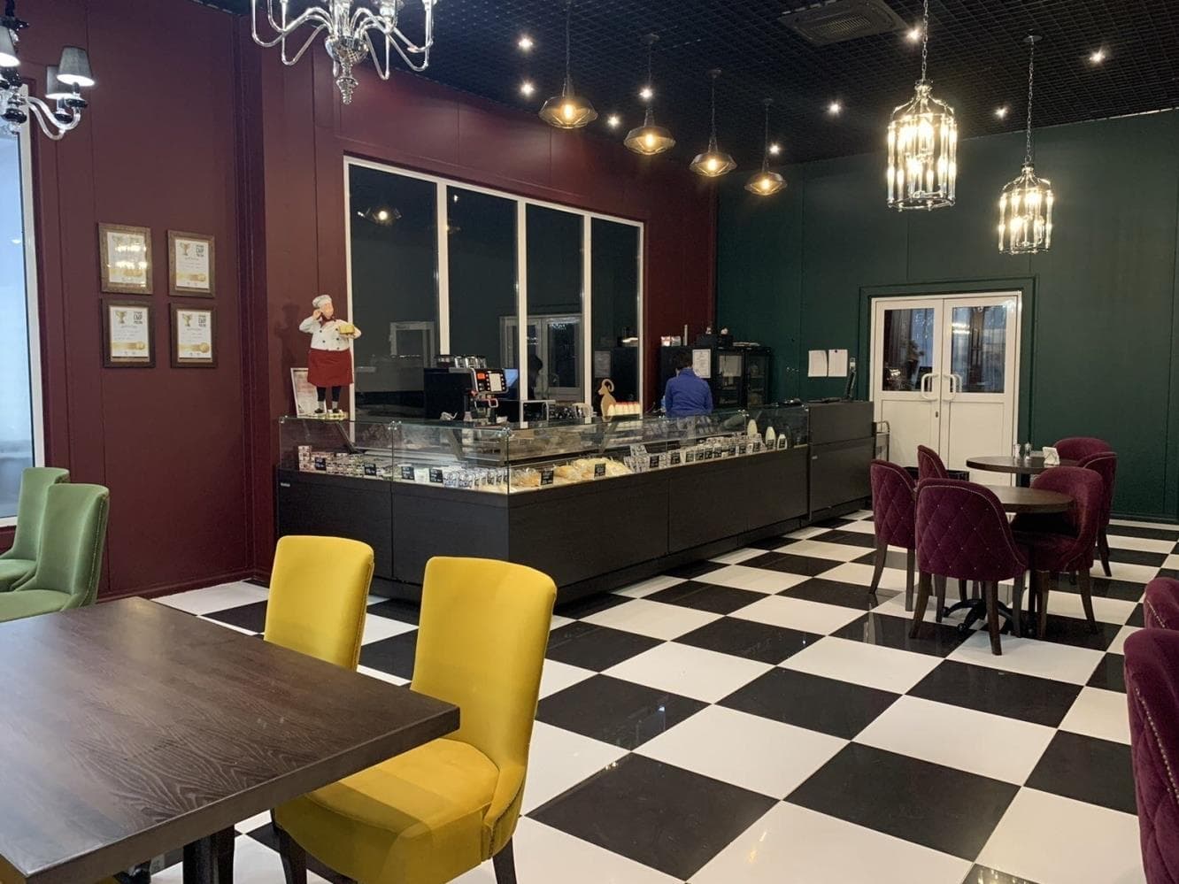 Витрина кондитерская Carboma KC82 SM 1,0-1 Тёмный дуб 1008