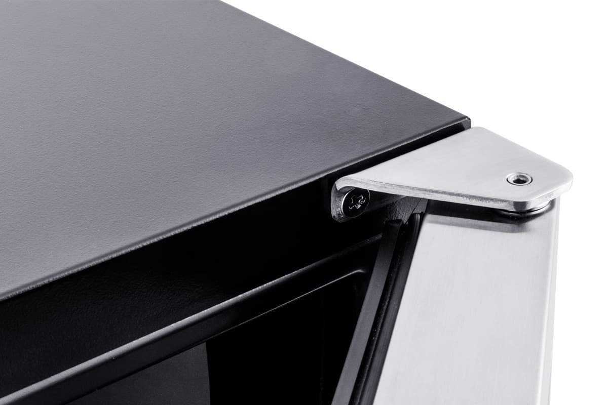 Шкаф винный Temptech WPQ38SCB