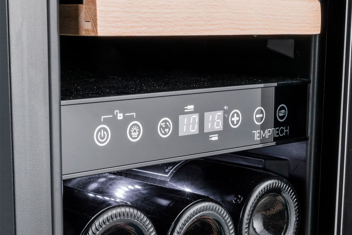 Шкаф винный Temptech OX30DX