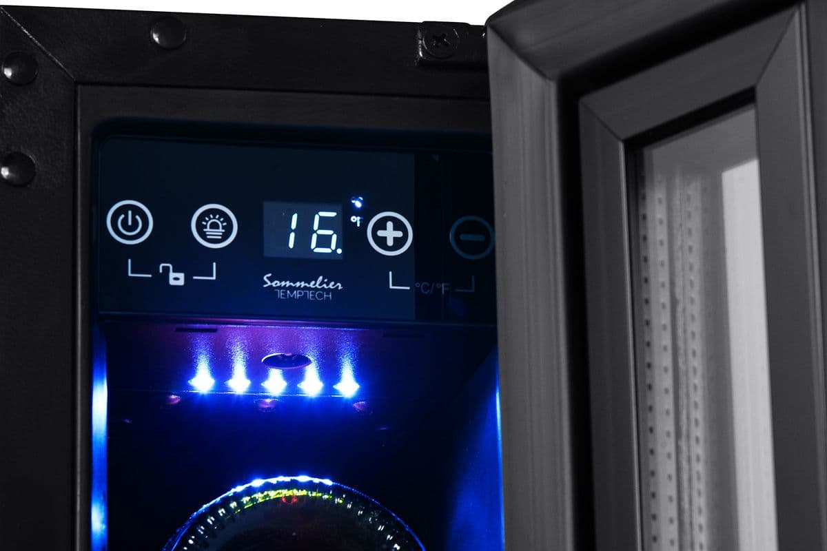 Шкаф винный Temptech SOMX15SRB