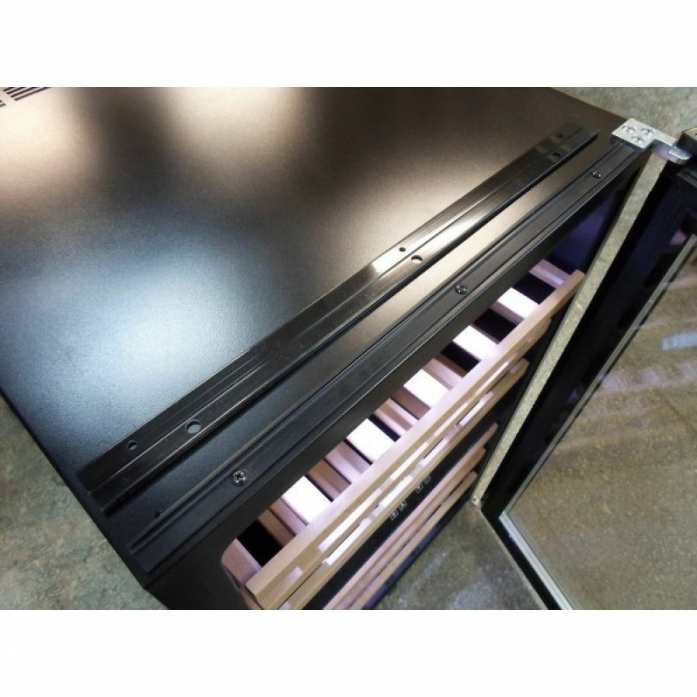 Шкаф винный IP Industrie JG 48 ADX