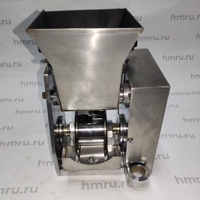 Формующая голова Hualian Machinery для JGL-135-5B (10-12 гр) матрица 92х50, 8 ячеек