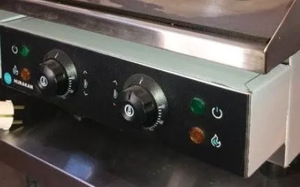 Жарочная поверхность Hurakan HKN-PSLR730