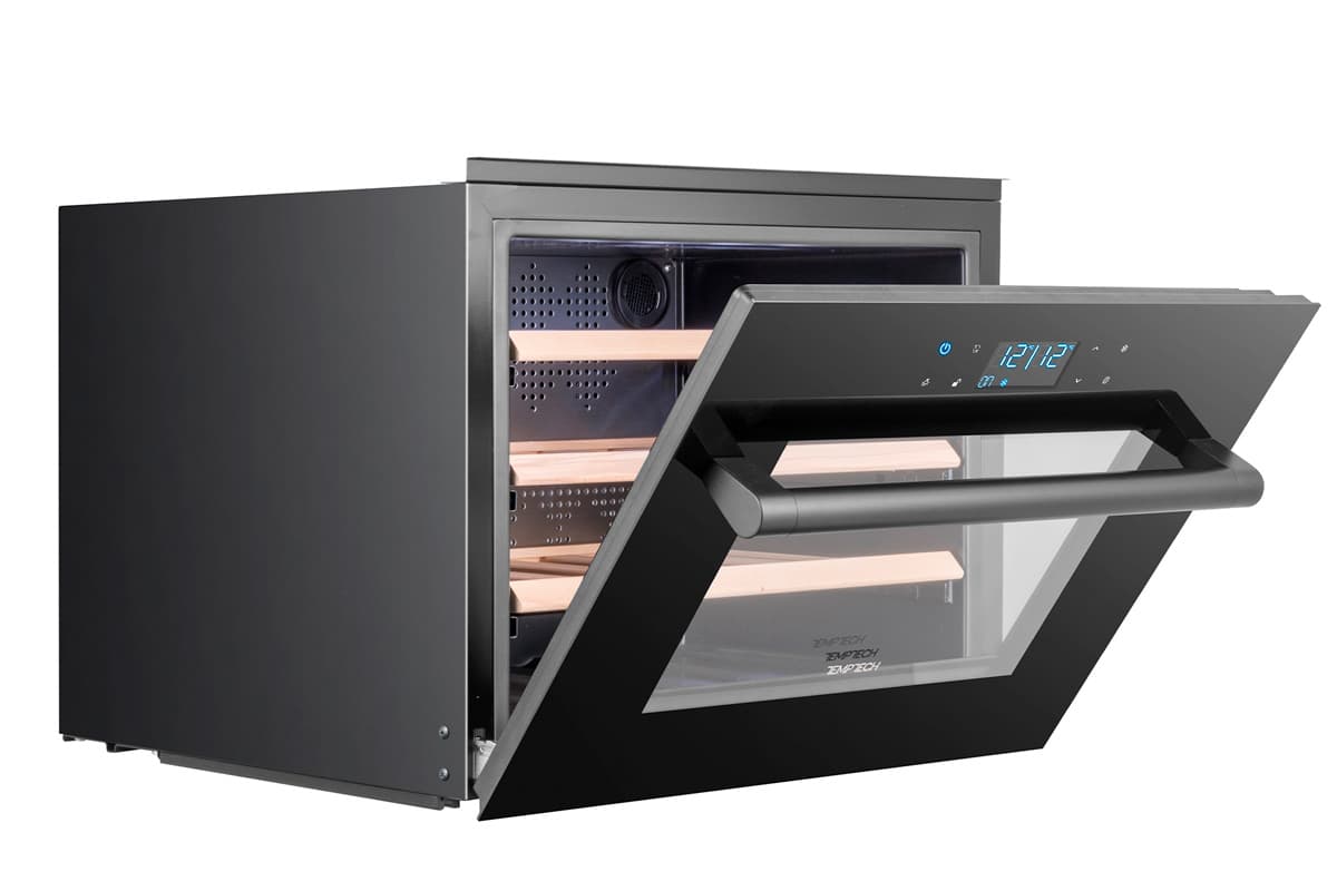 Шкаф винный Temptech OZ45SBTOP