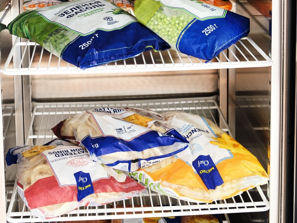 Шкаф холодильный Abat ШХ-0,7-01 нерж. (71000002404)