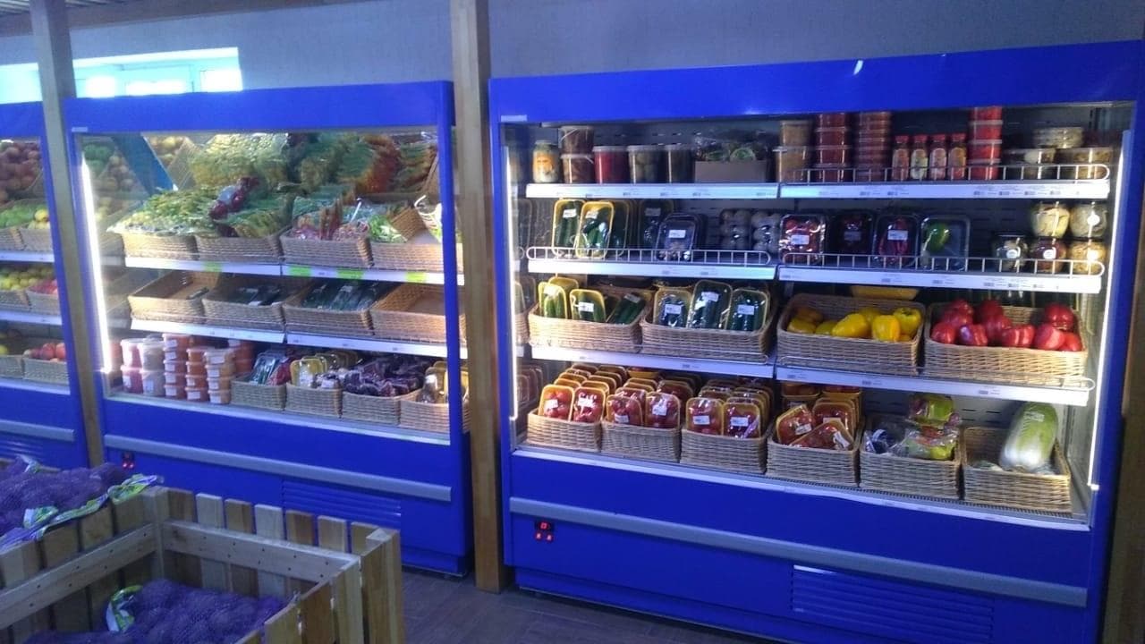 Горка холодильная Carboma Cube FC 20-07 VV 1,0-1 X5 9006-9005